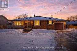 44 ALBANY DRIVE  St. Catharines (Lakeport), ON L2N 3T5