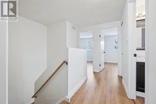 896 Elgin Street N, Cambridge, ON - Indoor Photo Showing Other Room