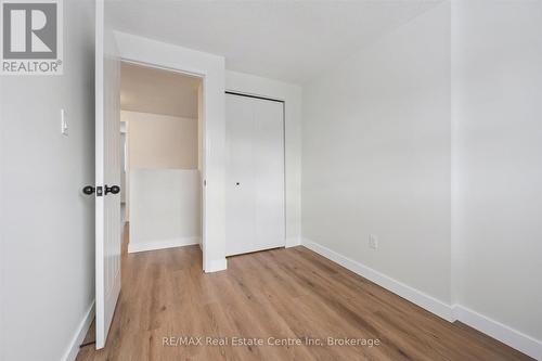 896 Elgin Street N, Cambridge, ON - Indoor Photo Showing Other Room