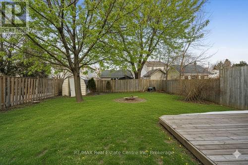 896 Elgin Street N, Cambridge, ON - Outdoor With Backyard