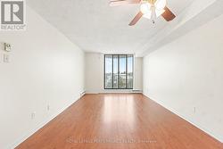 Direct balcony access from Living room - 