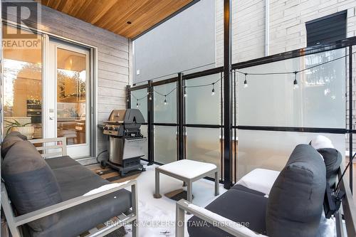 508 Roosevelt Avenue, Ottawa, ON -  With Exterior