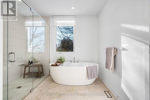 508 Roosevelt Avenue, Ottawa, ON - Indoor Photo Showing Bathroom