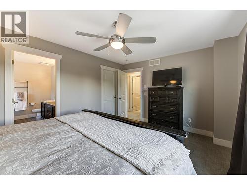 3082 Riesling Way, West Kelowna, BC - Indoor Photo Showing Bedroom