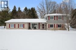 126 GRANDVIEW Drive  Conestogo, ON N0B 1N0