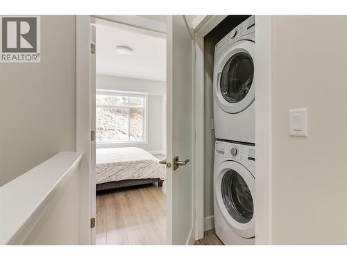 Laundry - 1164 Black Mountain Drive, Kelowna, BC - Indoor Photo Showing Laundry Room