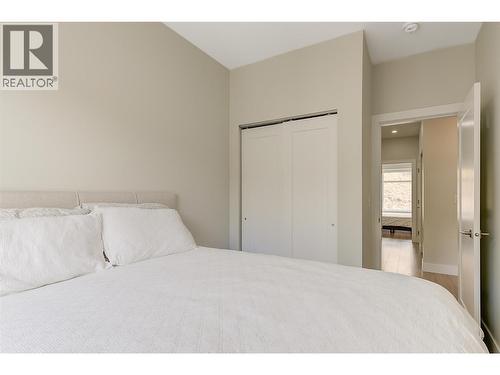Second bedroom - 1164 Black Mountain Drive, Kelowna, BC - Indoor Photo Showing Bedroom