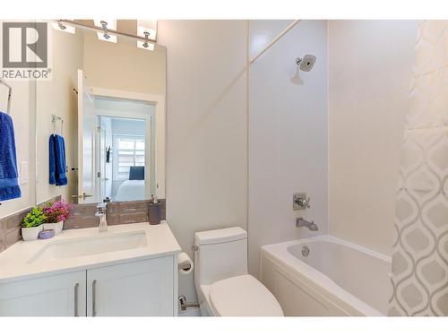 Second bathroom (upper floor) - 1164 Black Mountain Drive, Kelowna, BC - Indoor Photo Showing Bathroom