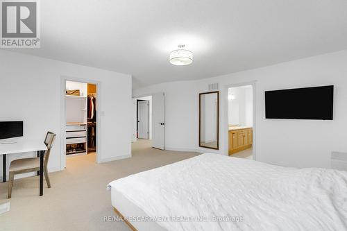 191 Hawkswood Trail, Hamilton, ON - Indoor Photo Showing Bedroom