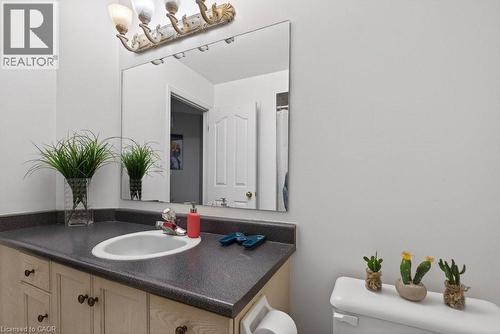 10 Cadham Boulevard Unit# 29, Hamilton, ON - Indoor Photo Showing Bathroom