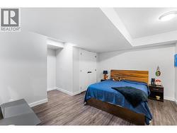 Downstairs bedroom - 