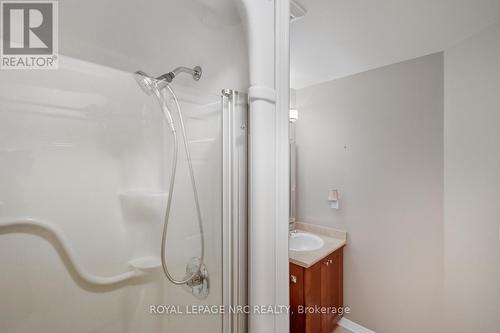3pc Bath with upgraded handheld shower head - 203 - 16 Sullivan Avenue, Thorold (Thorold Downtown), ON - Indoor Photo Showing Bathroom