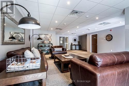 Front Lobby - 203 - 16 Sullivan Avenue, Thorold (Thorold Downtown), ON - Indoor Photo Showing Other Room