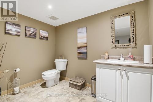 Common Room Bathroom - 203 - 16 Sullivan Avenue, Thorold (Thorold Downtown), ON - Indoor Photo Showing Bathroom