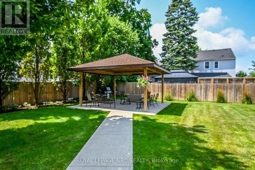 Gazebo & Greenspace - 203 - 16 Sullivan Avenue, Thorold (Thorold Downtown), ON - Outdoor With Backyard