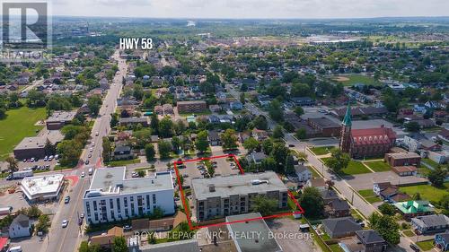 Proximity to highway - 203 - 16 Sullivan Avenue, Thorold (Thorold Downtown), ON - Outdoor With View