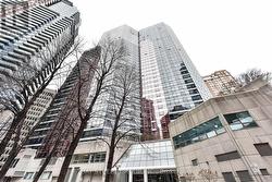 502 - 1001 BAY STREET  Toronto, ON M5S 3A6