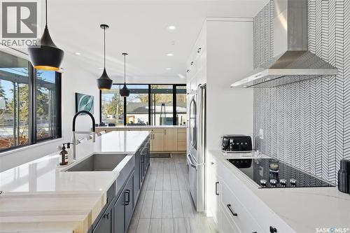 1301 11Th Street E, Saskatoon, SK - Indoor Photo Showing Kitchen With Upgraded Kitchen