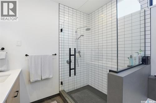 1301 11Th Street E, Saskatoon, SK - Indoor Photo Showing Bathroom