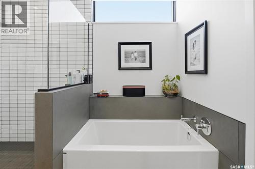 1301 11Th Street E, Saskatoon, SK - Indoor Photo Showing Laundry Room