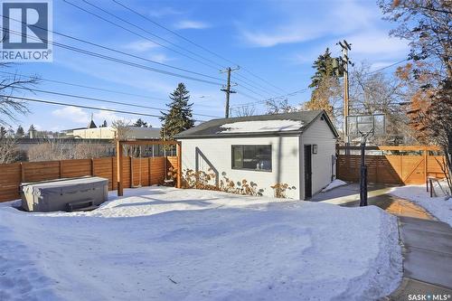 1301 11Th Street E, Saskatoon, SK - Outdoor
