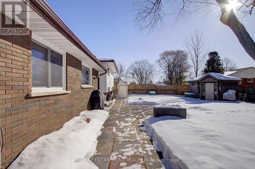 8 Jeanette Street, Hamilton, ON - Outdoor