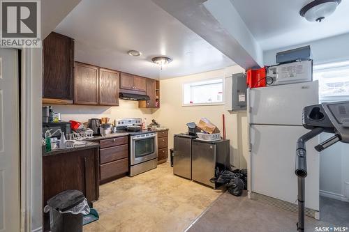 1447 Rae Street, Regina, SK - Indoor Photo Showing Kitchen