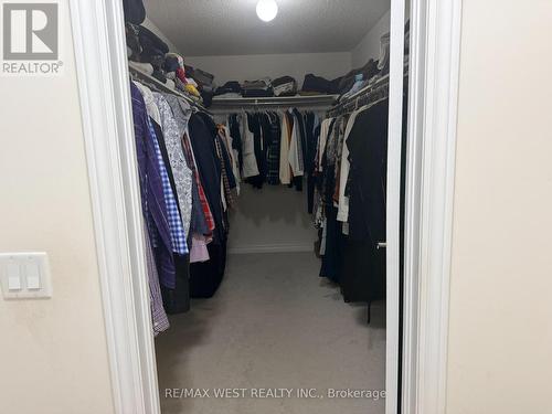 124 Johnson Drive, Shelburne, ON - Indoor With Storage