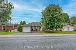 871 SKI CLUB ROAD  North Bay (Widdifield), ON P1B 7R5