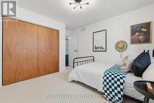 523 Forest Hill Drive, Kitchener, ON - Indoor Photo Showing Bedroom