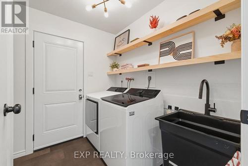 523 Forest Hill Drive, Kitchener, ON - Indoor Photo Showing Laundry Room