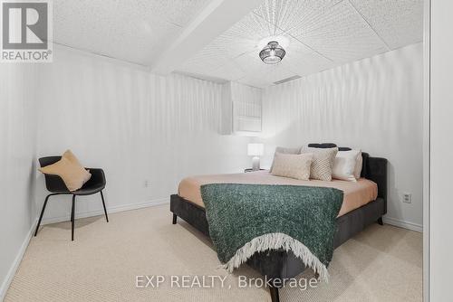 523 Forest Hill Drive, Kitchener, ON - Indoor Photo Showing Bedroom