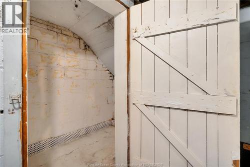 238 St. Louis, Windsor, ON - Indoor Photo Showing Other Room