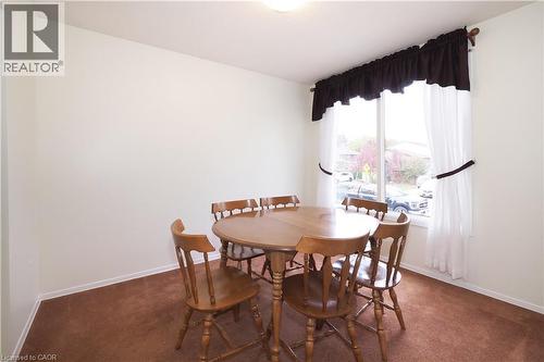197 Wedgewood Drive, Cambridge, ON - Indoor Photo Showing Dining Room