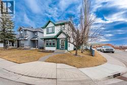 7 Covewood Park  Calgary, AB T3K 4T1