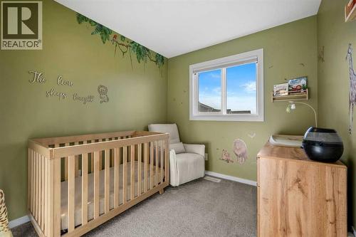 161 Lavender Manor Se, Calgary, AB - Indoor Photo Showing Bedroom