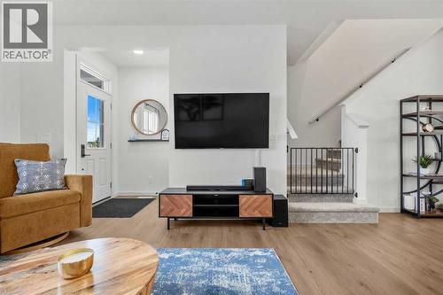 161 Lavender Manor Se, Calgary, AB - Indoor Photo Showing Living Room
