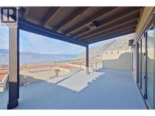 2000 Valleyview Drive Unit# 33, Osoyoos, BC -  With Exterior