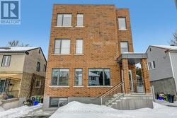 3 - 137 MARQUETTE AVENUE  Ottawa, ON K1L 5J7