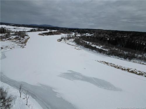 --- Route 385, Maple View, NB 