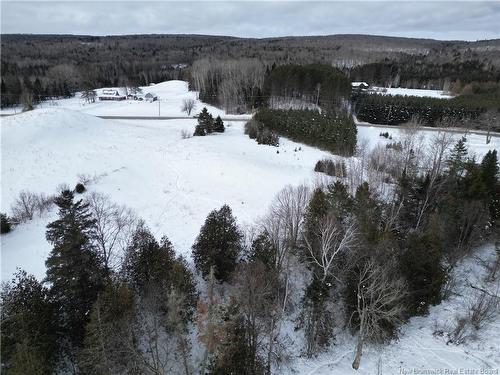 --- Route 385, Maple View, NB 