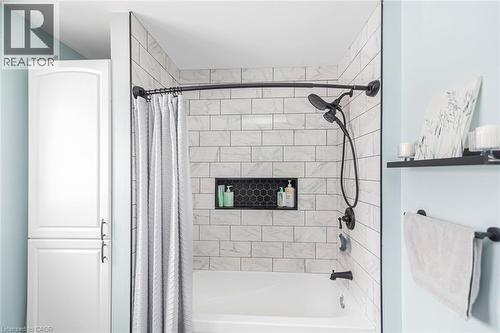 11685 Burnaby Road, Wainfleet, ON - Indoor Photo Showing Bathroom