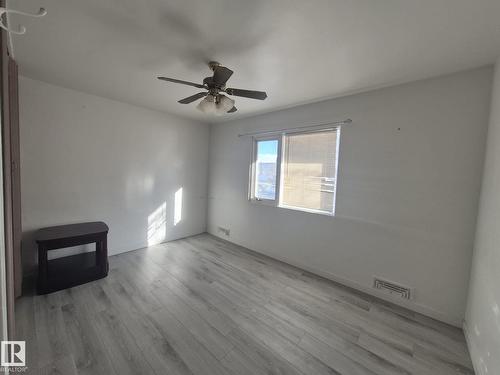 7920 Argyll Rd Nw, Edmonton, AB - Indoor Photo Showing Other Room