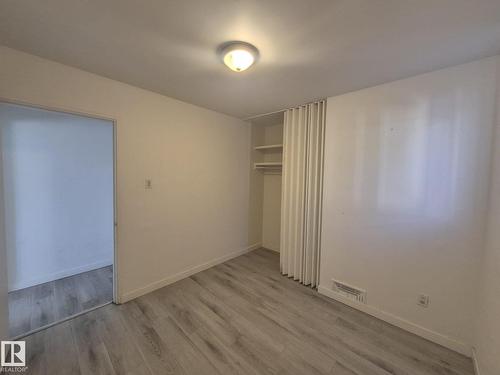 7920 Argyll Rd Nw, Edmonton, AB - Indoor Photo Showing Other Room