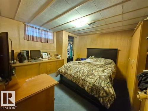 7920 Argyll Rd Nw, Edmonton, AB - Indoor Photo Showing Bedroom