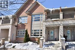 2460 PRINCE MICHAEL Drive Unit# 15  Oakville, ON L6H 0G8