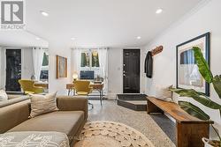 9 - 1666 QUEEN STREET E  Toronto, ON M4L 1G3