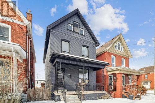 83 Barnesdale Avenue N, Hamilton, ON - Outdoor With Facade