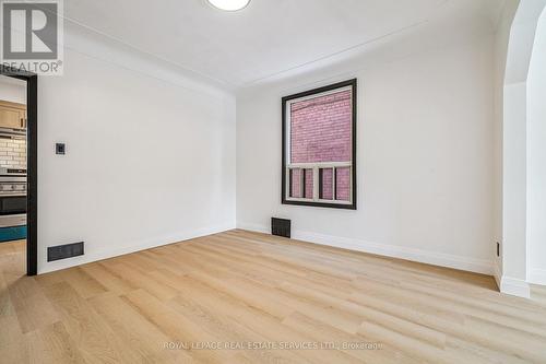 83 Barnesdale Avenue N, Hamilton, ON - Indoor Photo Showing Other Room