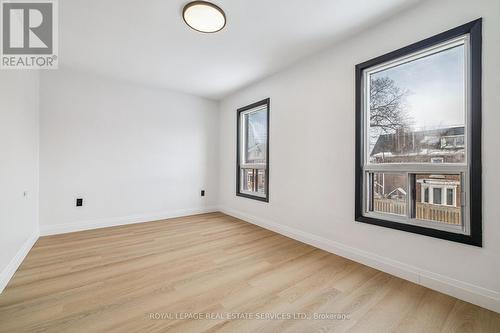 83 Barnesdale Avenue N, Hamilton, ON - Indoor Photo Showing Other Room